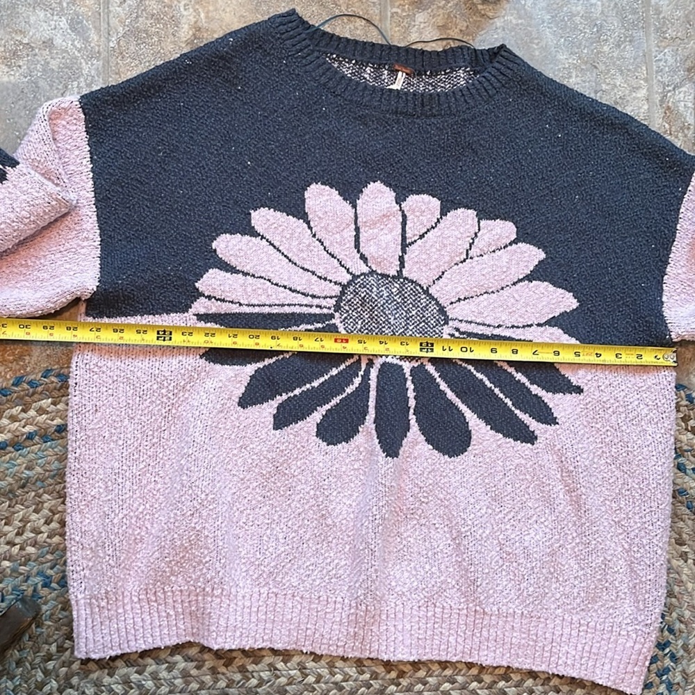 Free People In Bloom Floral Flower Oversized Sweater | Size Large NWT$248 - Picture 9 of 13